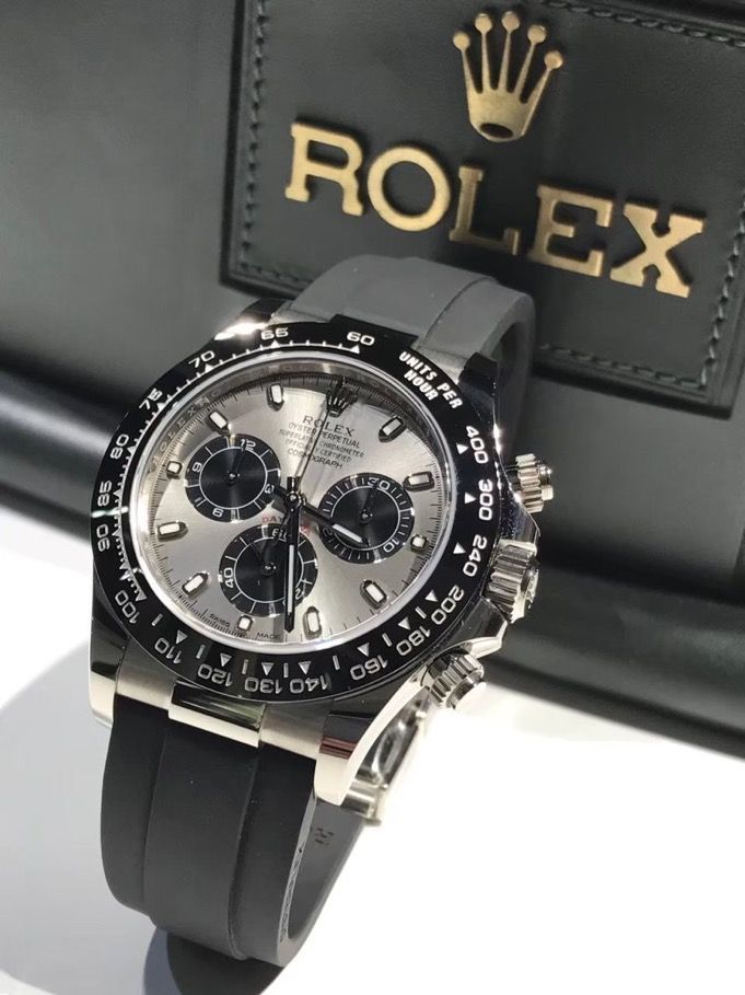 Branded watches at best price